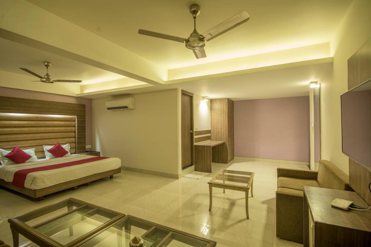 Palette Hotel Nisarga By Sunday Bhopal Exterior photo