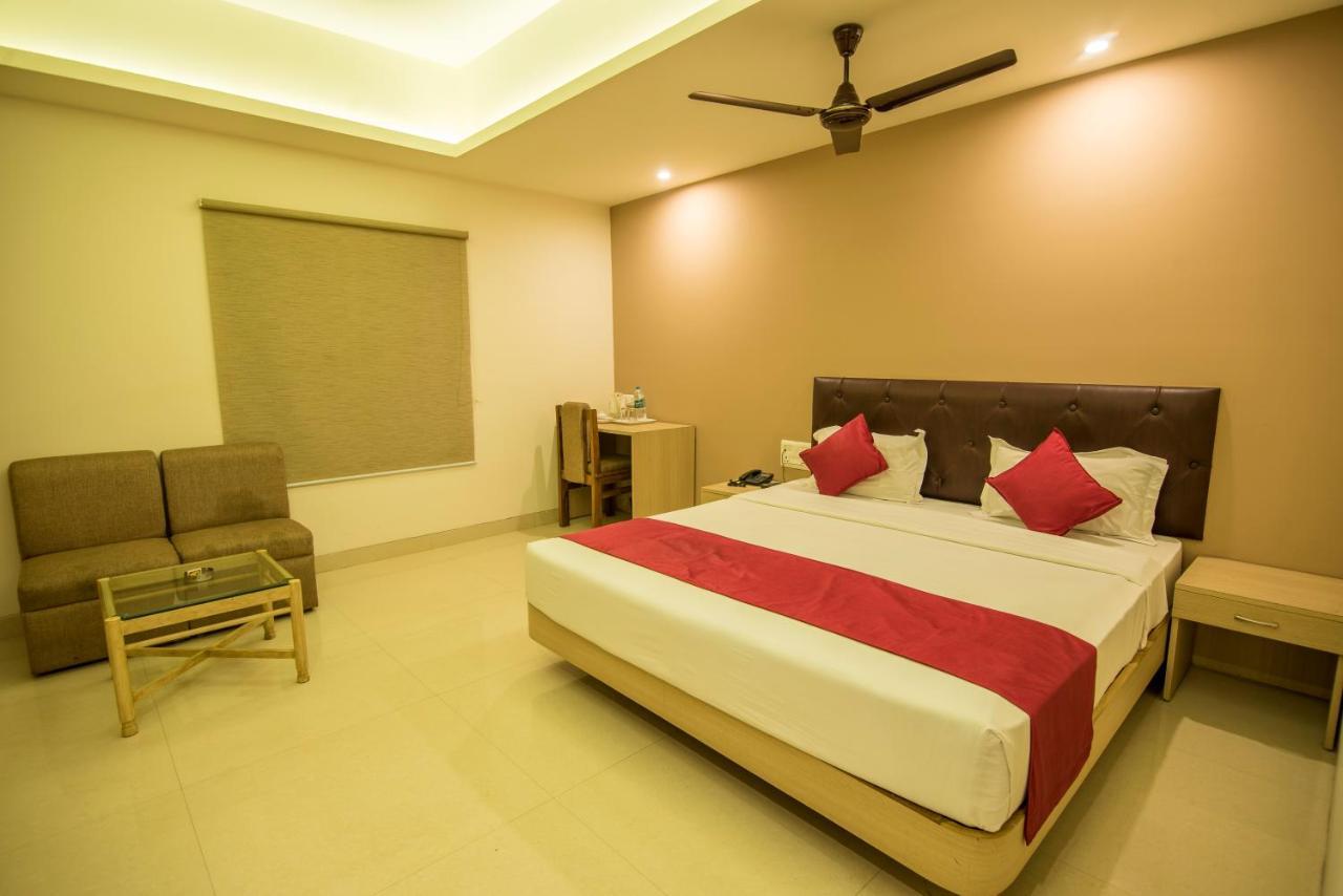 Palette Hotel Nisarga By Sunday Bhopal Exterior photo