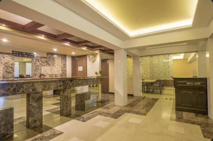 Palette Hotel Nisarga By Sunday Bhopal Exterior photo